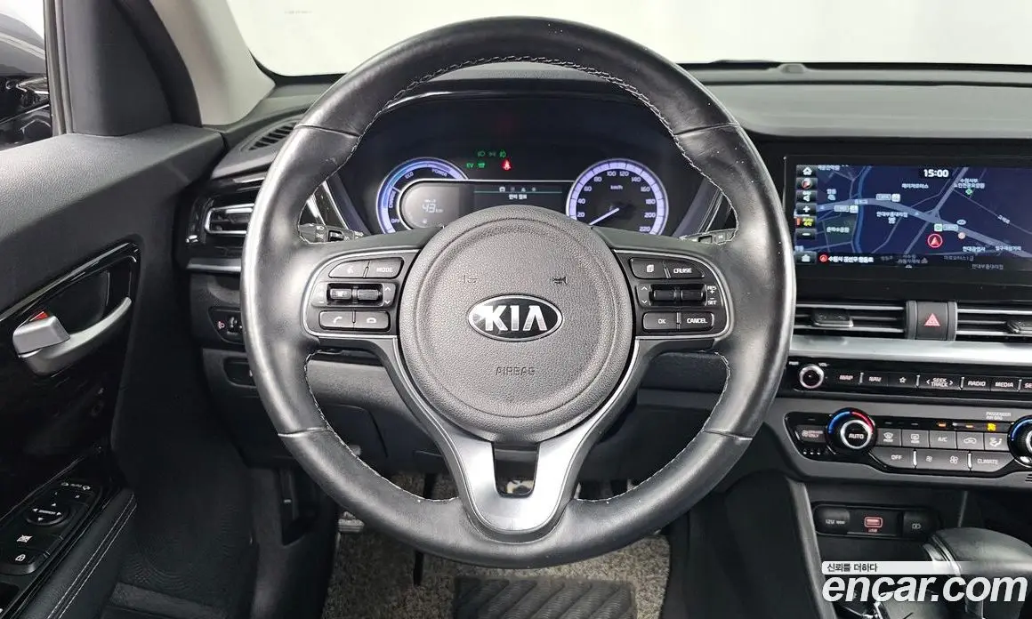 Kia Niro 2019 1.6 автомат (гидро), фото 13