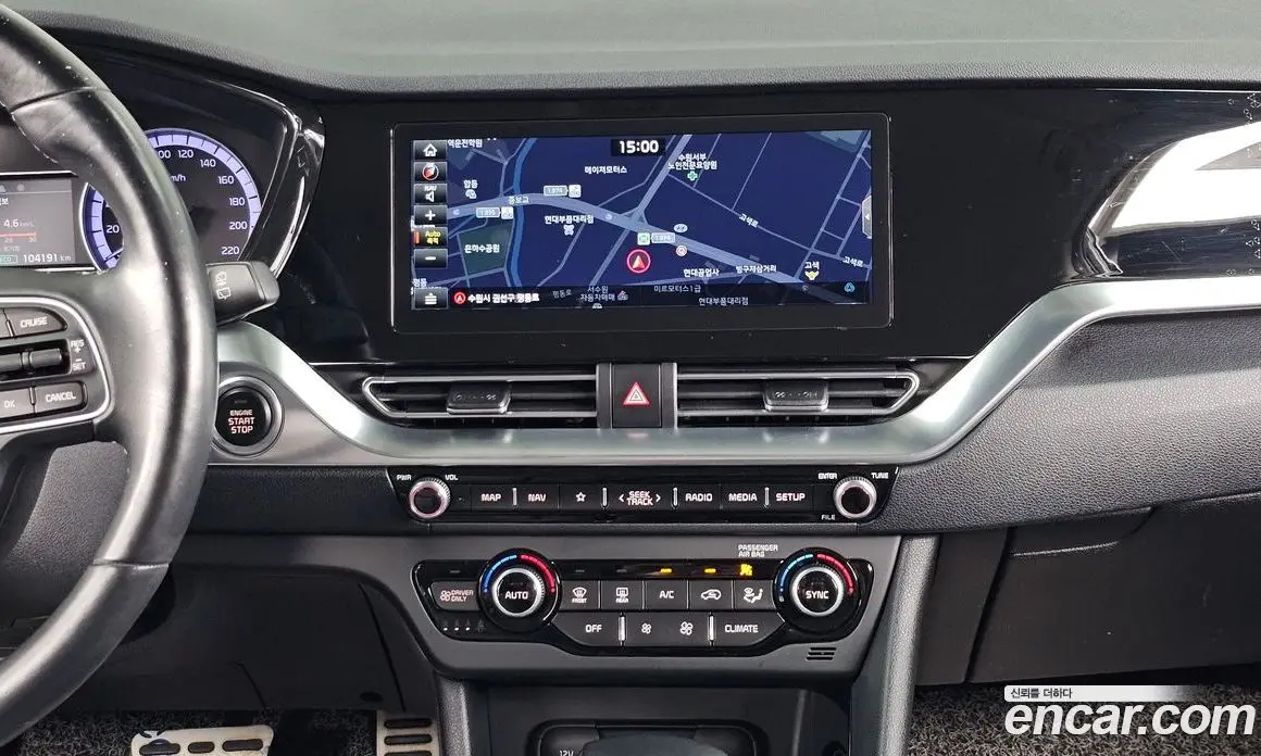 Kia Niro 2019 1.6 автомат (гидро), фото 14