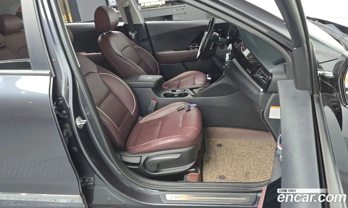 Kia Niro 2020 1.6 автомат (гидро), фото 15 Kia Niro 2020 1.6 автомат (гидро), фото 15
