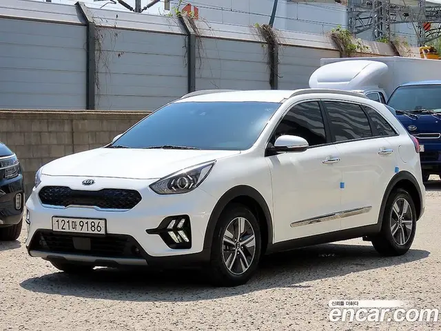 Kia Niro 2021 1.6 автомат (гидро), миниатюра 2