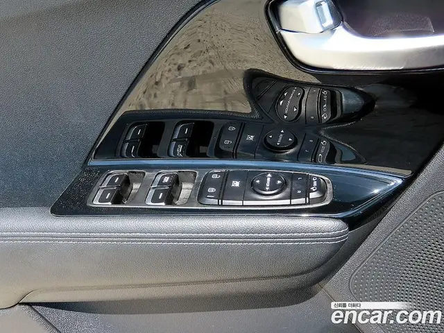 Kia Niro 2021 1.6 автомат (гидро), миниатюра 11