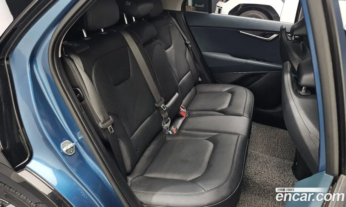 Kia Niro 2022 1.6 автомат (гидро), фото 15