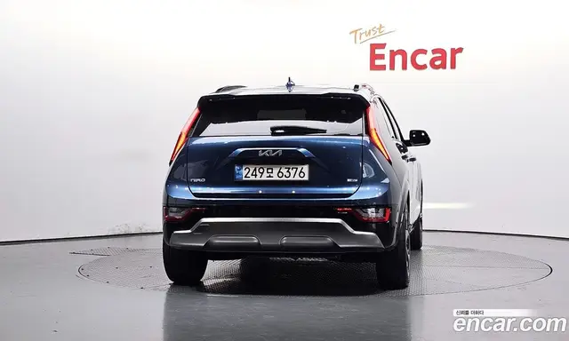 Kia Niro 2022 1.6 автомат (гидро), миниатюра 3