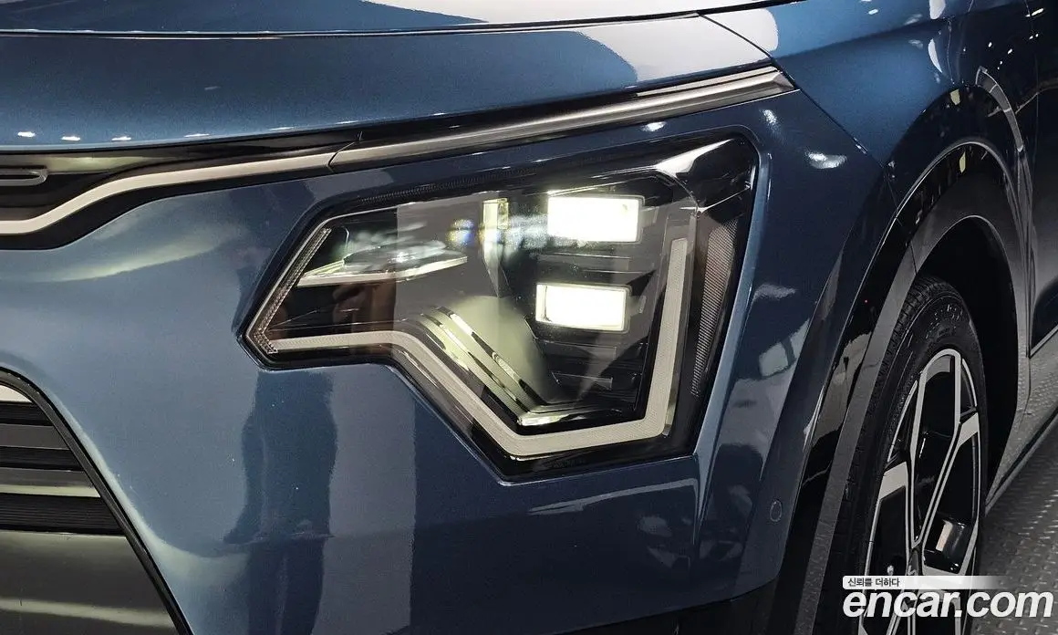 Kia Niro 2022 1.6 автомат (гидро), фото 7