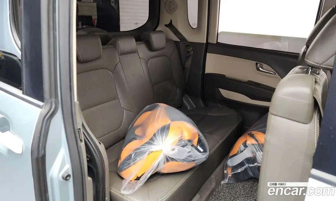 Kia Ray 2013 1.0 автомат (гидро), фото 17 Kia Ray 2013 1.0 автомат (гидро), фото 17