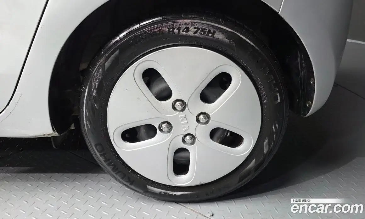 Kia Ray 2014 1.0 автомат (гидро), фото 5 Kia Ray 2014 1.0 автомат (гидро), фото 5