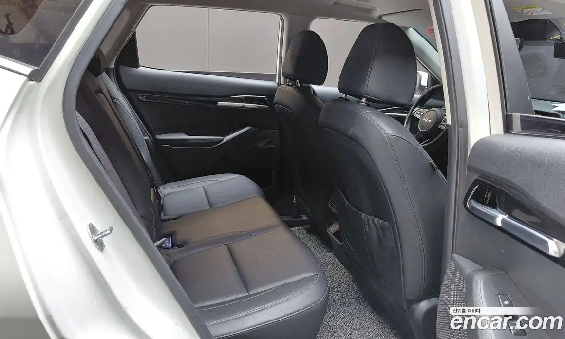 Kia Seltos 2022 2.0 автомат (гидро), фото 18