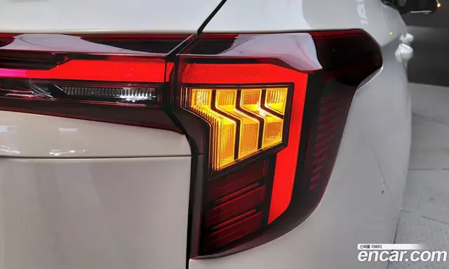 Kia Seltos 2022 2.0 автомат (гидро), миниатюра 9
