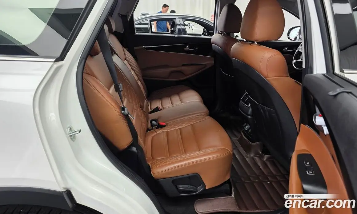 Kia Sorento 2019 2.0 автомат (гидро), фото 12