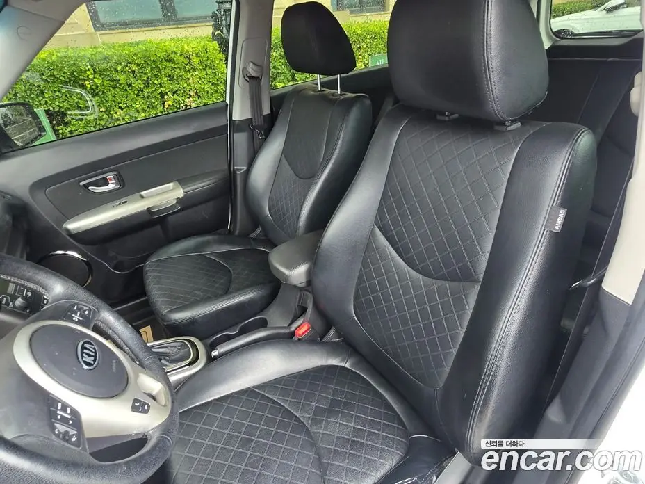 Kia Soul 2012 1.6 автомат (гидро), фото 10
