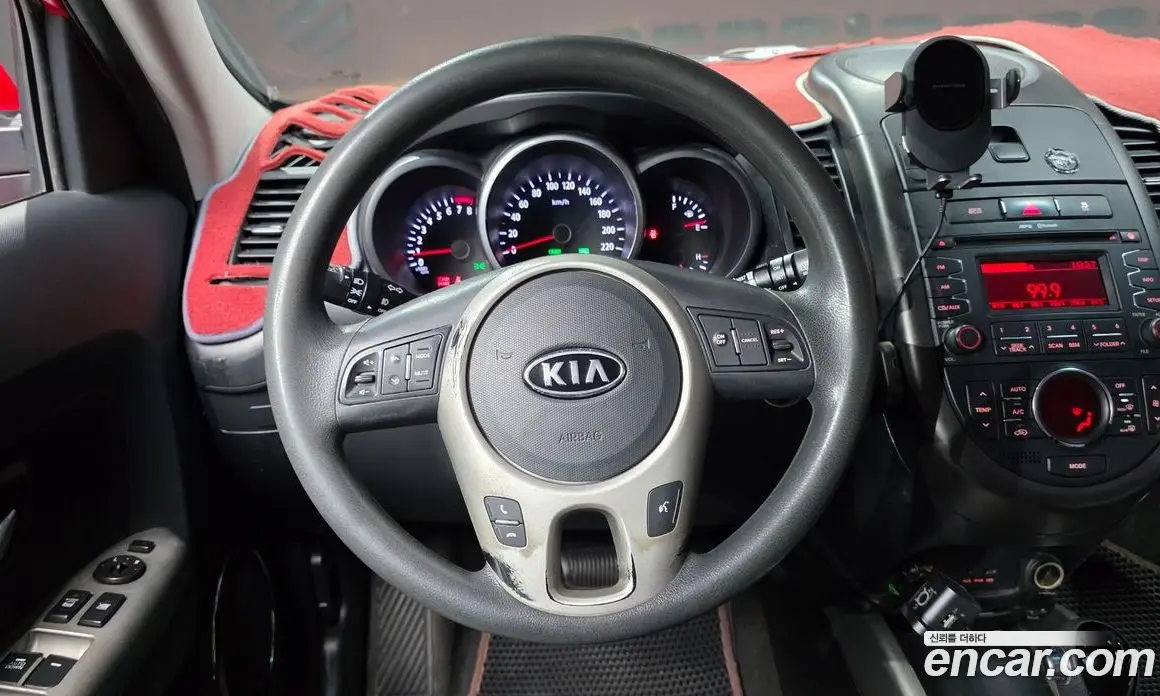 Kia Soul 2012 1.6 автомат (гидро), фото 18 Kia Soul 2012 1.6 автомат (гидро), фото 18
