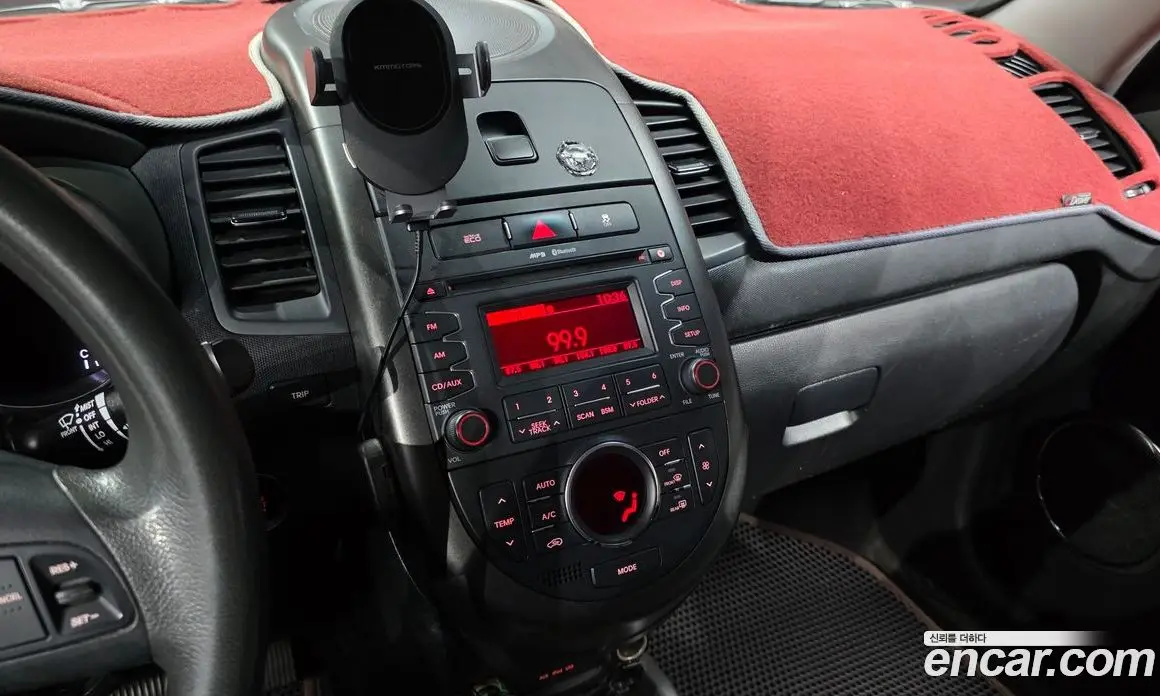 Kia Soul 2012 1.6 автомат (гидро), фото 19 Kia Soul 2012 1.6 автомат (гидро), фото 19