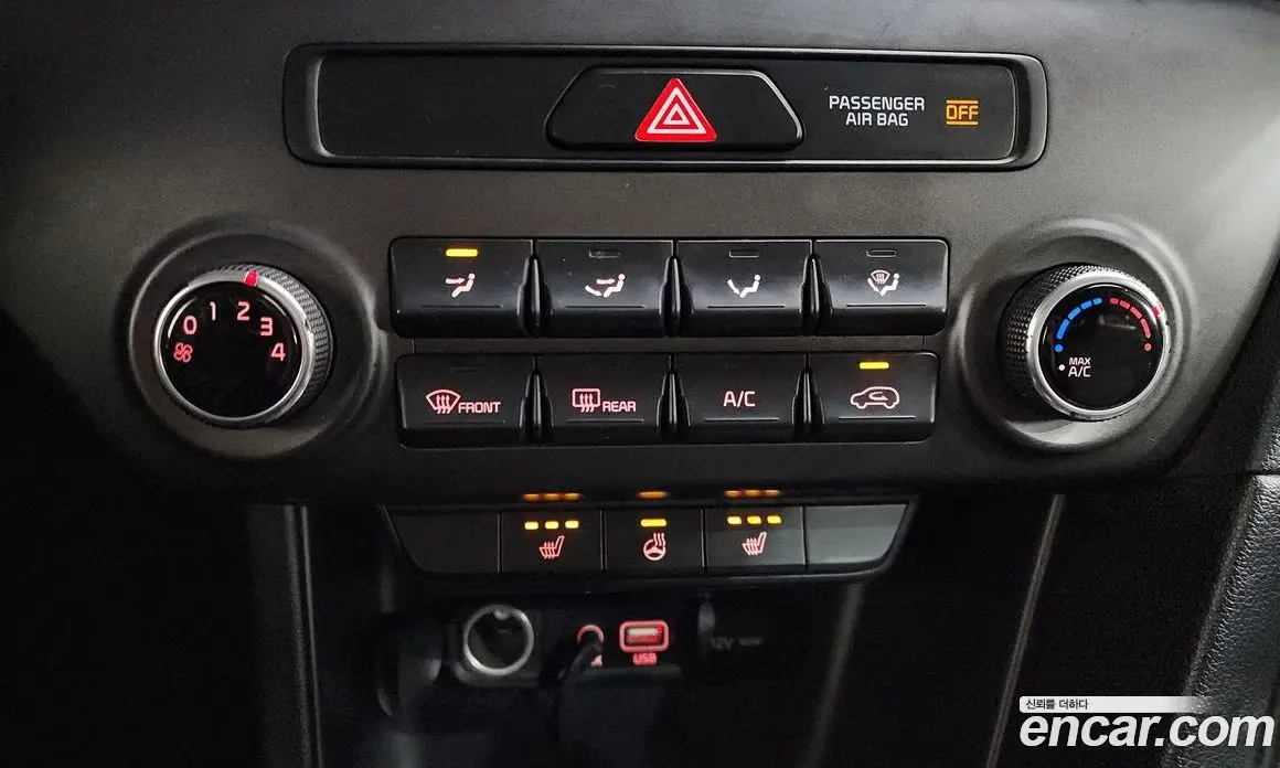 Kia Sportage 2016 1.7 автомат (гидро), фото 18