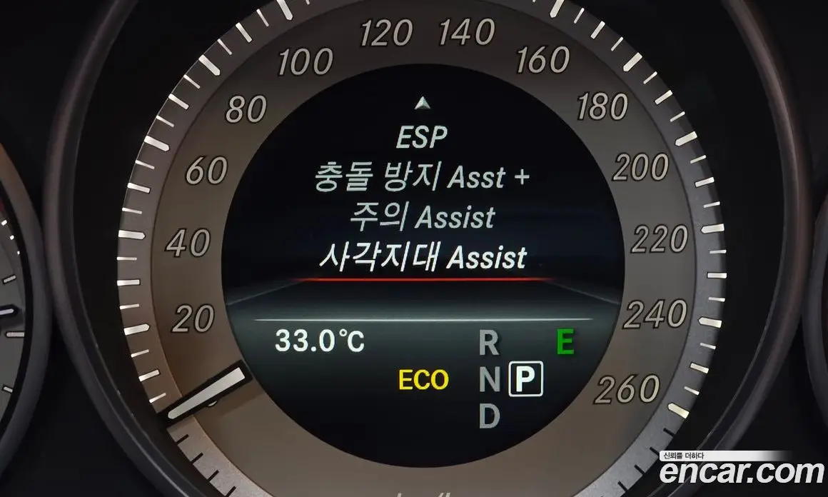 Mercedes-Benz E-Class 2016 2.1 автомат (гидро), фото 17