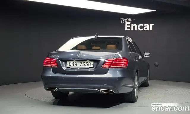 Mercedes-Benz E-Class 2016 2.1 автомат (гидро), миниатюра 4