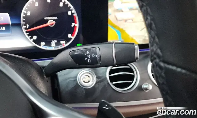Mercedes-Benz E-Class 2019 2.0 автомат (гидро), миниатюра 9