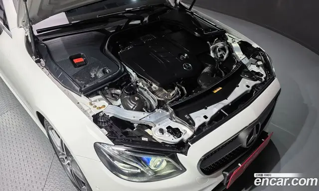 Mercedes-Benz E-Class 2020 1.9 автомат (гидро), миниатюра 6