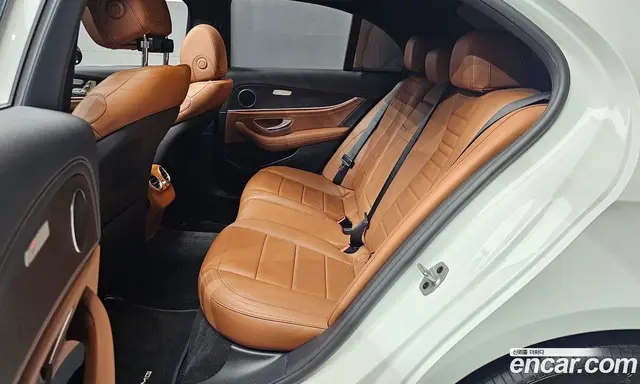 Mercedes-Benz E-Class 2020 1.9 автомат (гидро), миниатюра 12