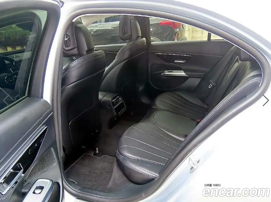 Mercedes-Benz E-Class 2024 2.0 автомат (гидро), фото 6