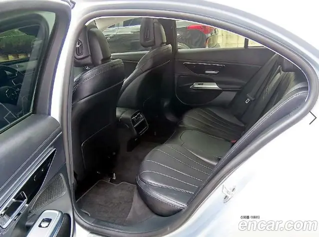 Mercedes-Benz E-Class 2024 2.0 автомат (гидро), миниатюра 6