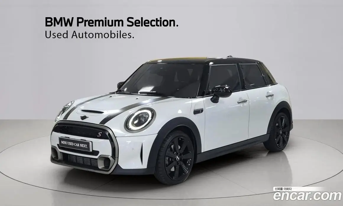 Mini Cooper 2023 2.0 автомат (гидро), фото 1