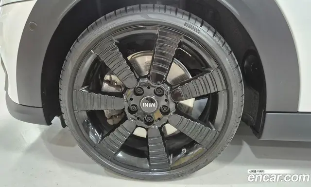 Mini Cooper 2023 2.0 автомат (гидро), миниатюра 5