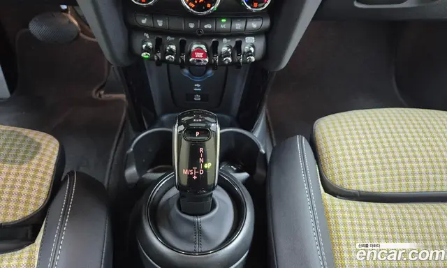 Mini Cooper 2023 2.0 автомат (гидро), миниатюра 9