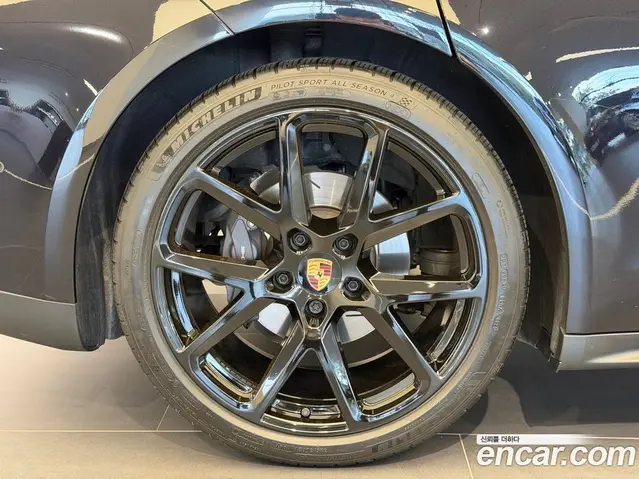 Porsche Panamera 2024 2.9 автомат (гидро), миниатюра 7
