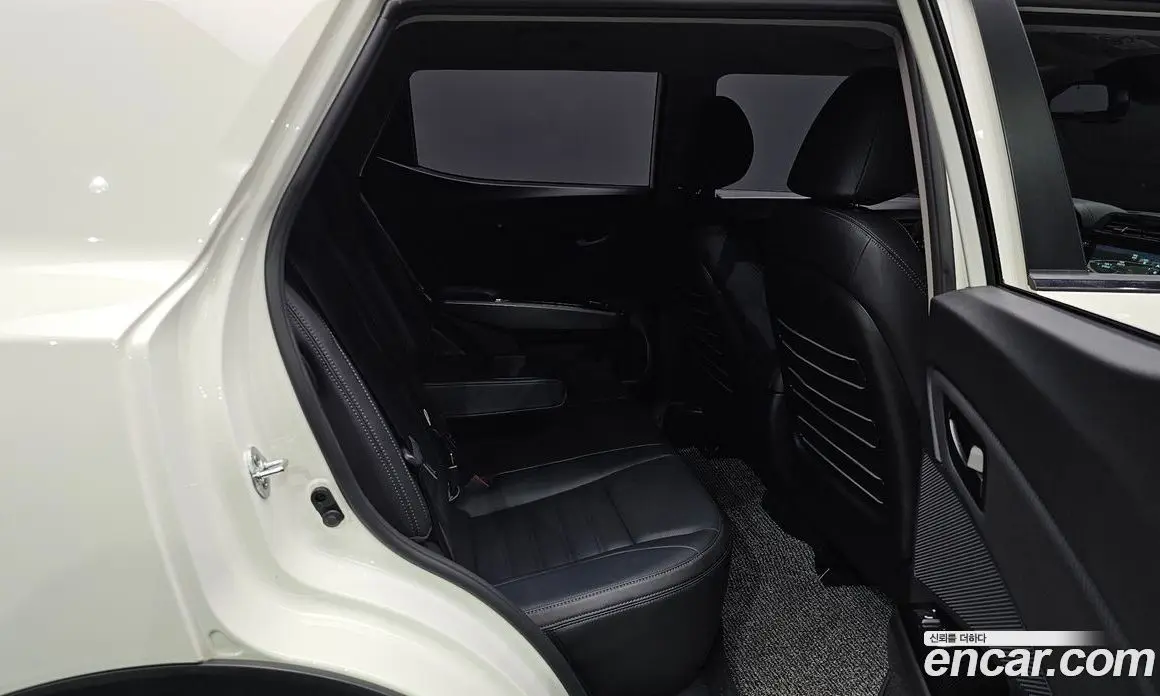 SsangYong TIBOLI 2025 1.6 автомат (гидро), фото 17