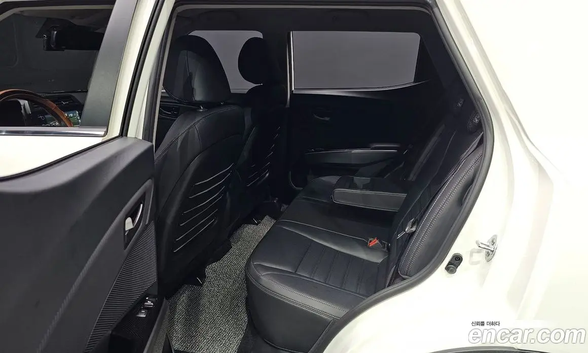 SsangYong TIBOLI 2025 1.6 автомат (гидро), фото 18