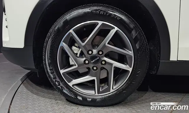 SsangYong TIBOLI 2025 1.6 автомат (гидро), миниатюра 5