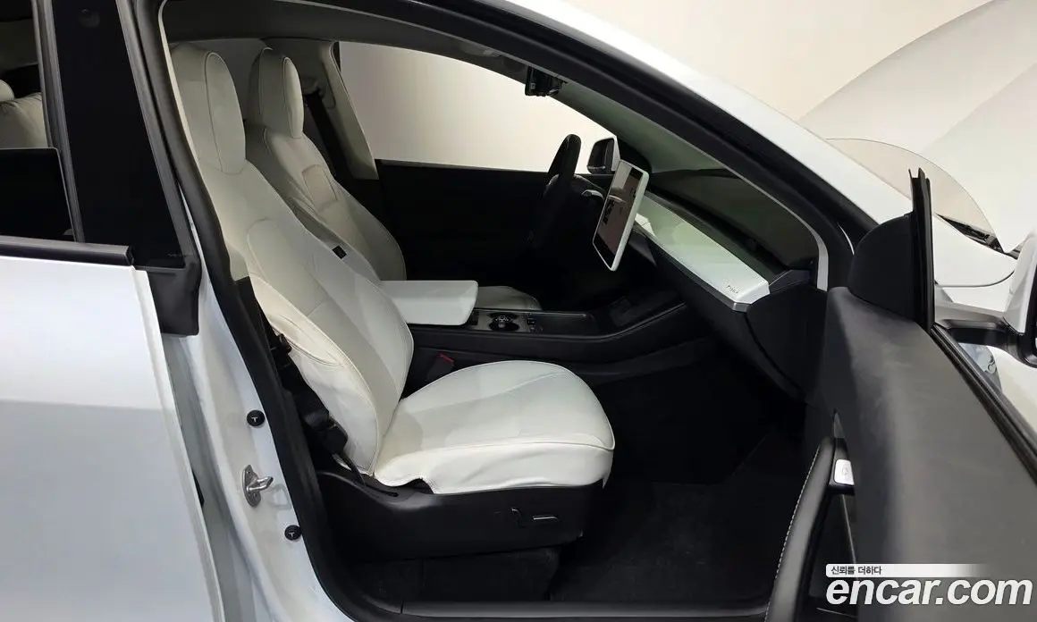 Tesla Model Y 2022 0.2 автомат (гидро), фото 15