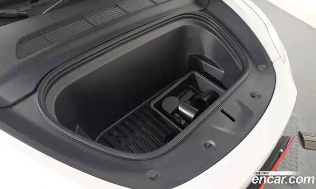 Tesla Model Y 2022 0.2 автомат (гидро), миниатюра 5