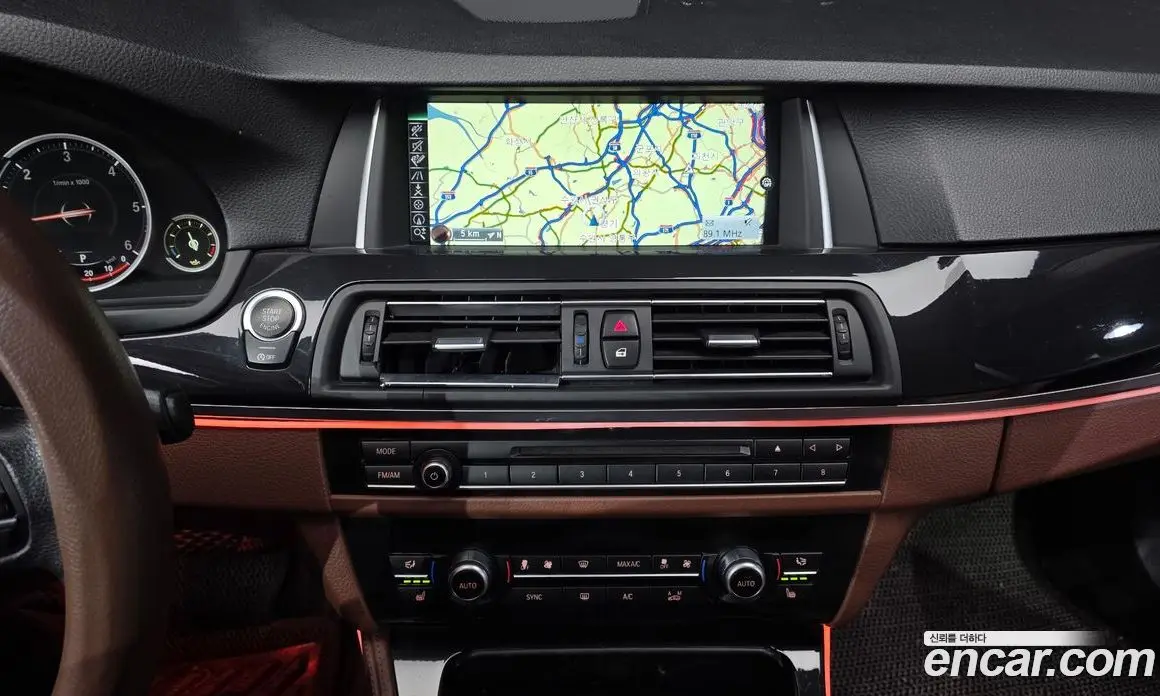 BMW 5 серия 2015 2.0 автомат (гидро), фото 13