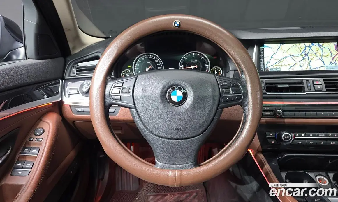BMW 5 серия 2015 2.0 автомат (гидро), фото 14