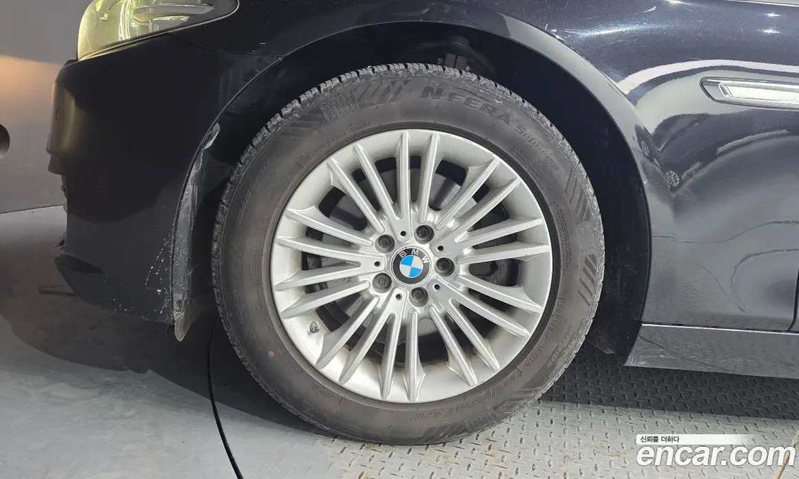 BMW 5 серия 2015 2.0 автомат (гидро), фото 5
