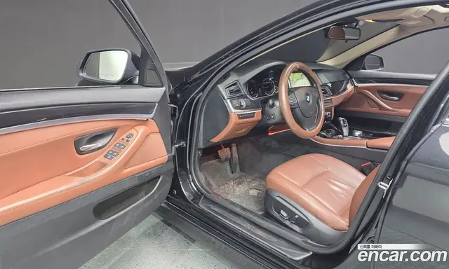 BMW 5 серия 2015 2.0 автомат (гидро), миниатюра 10