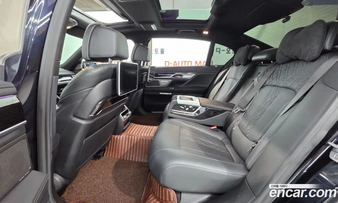 BMW 7 серия 2017 3.0 автомат (гидро), фото 16