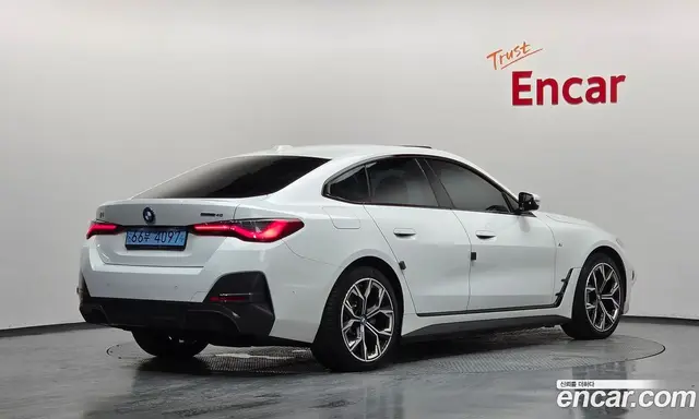 BMW i4 2022 0.2 автомат (гидро), миниатюра 2