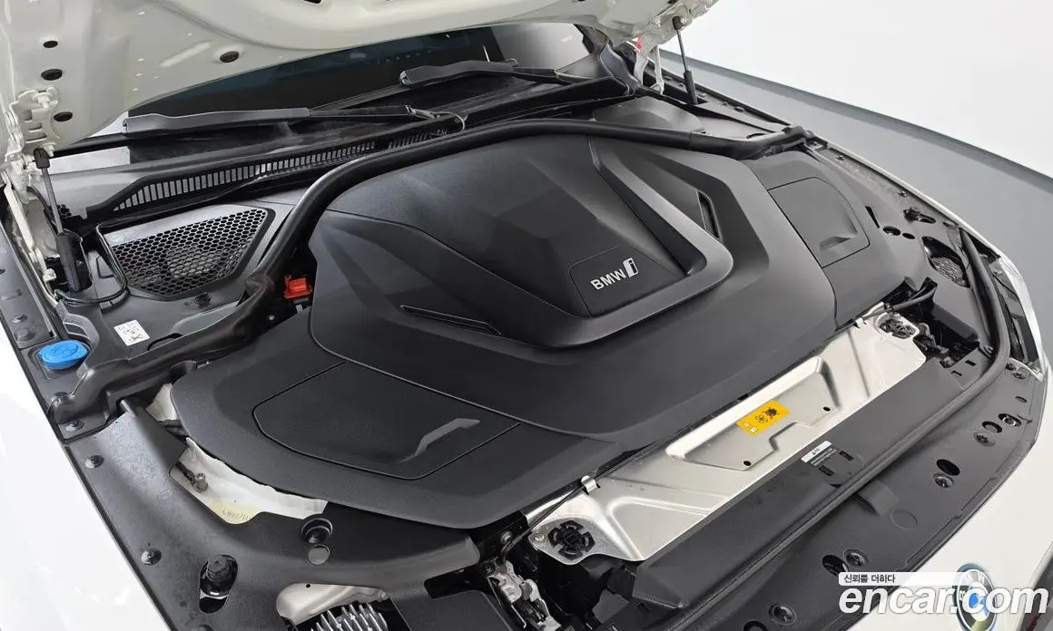 BMW i4 2022 0.2 автомат (гидро), фото 6