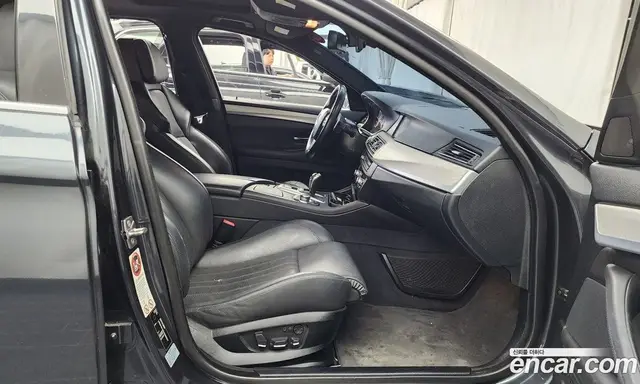 BMW M5 2012 4.4 автомат (гидро), миниатюра 11