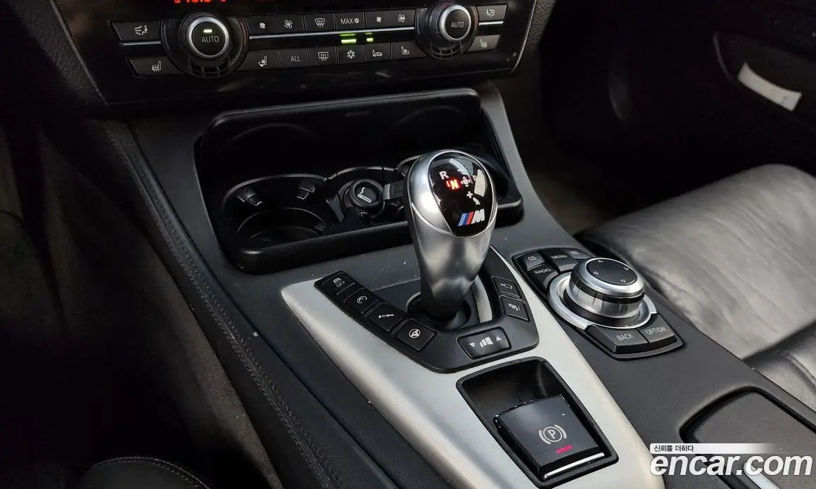 BMW M5 2012 4.4 автомат (гидро), фото 9