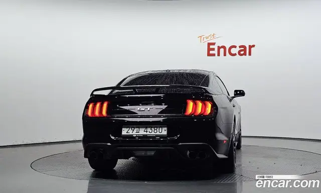 Ford Mustang 2019 5.0 автомат (гидро), миниатюра 4