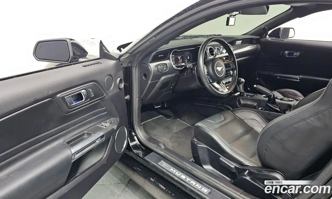 Ford Mustang 2019 5.0 автомат (гидро), фото 10