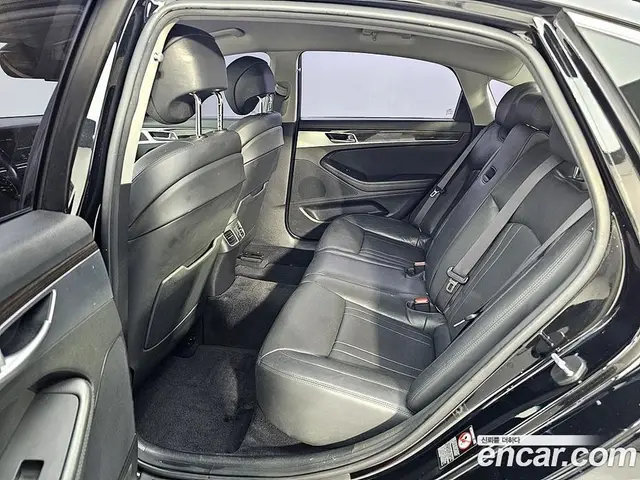 Genesis G80 2017 3.3 автомат (гидро), миниатюра 9