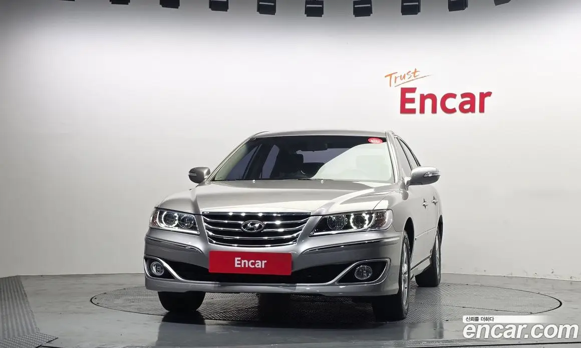 Hyundai Grandeur 2010 2.7 автомат (гидро), фото 3