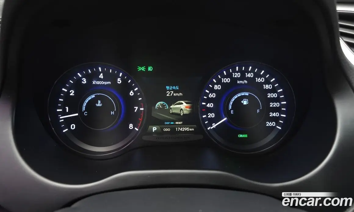 Hyundai Grandeur 2014 3.0 автомат (гидро), фото 8