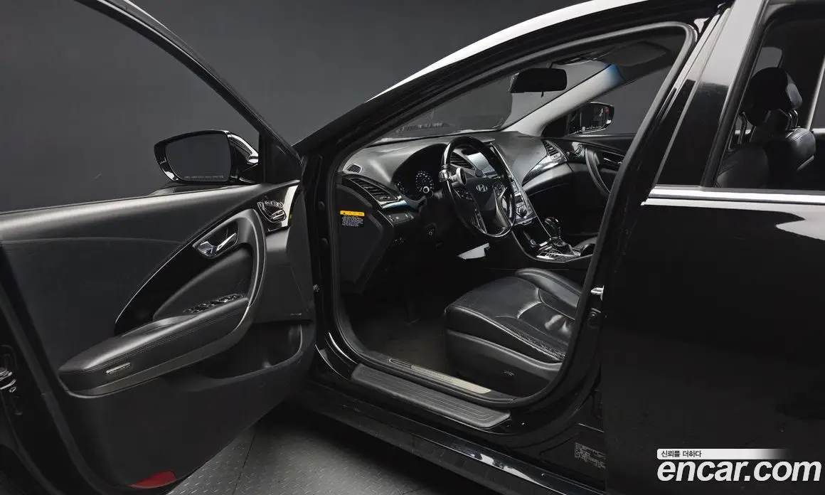 Hyundai Grandeur 2014 3.0 автомат (гидро), фото 10