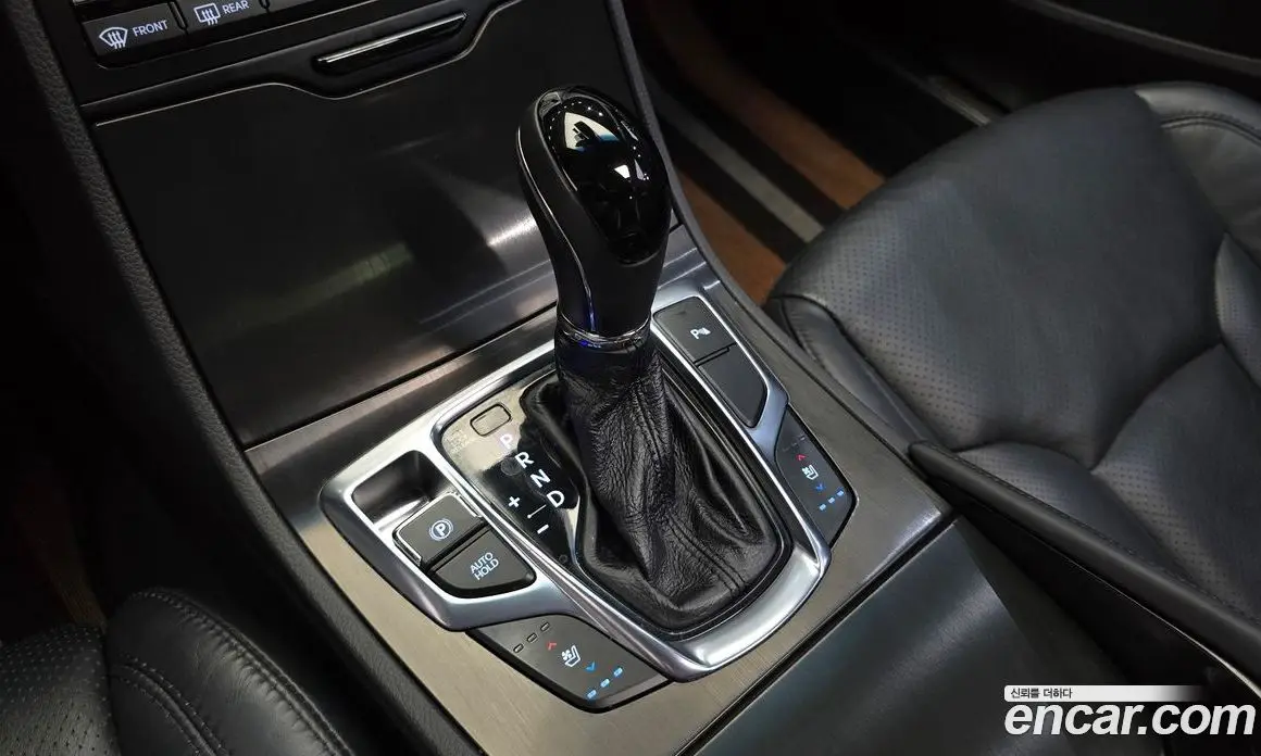 Hyundai Grandeur 2015 2.4 автомат (гидро), фото 9