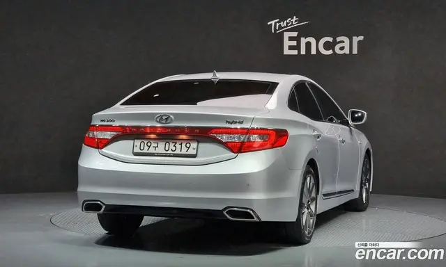 Hyundai Grandeur 2016 2.4 автомат (гидро), миниатюра 2 Hyundai Grandeur 2016 2.4 автомат (гидро), миниатюра 2